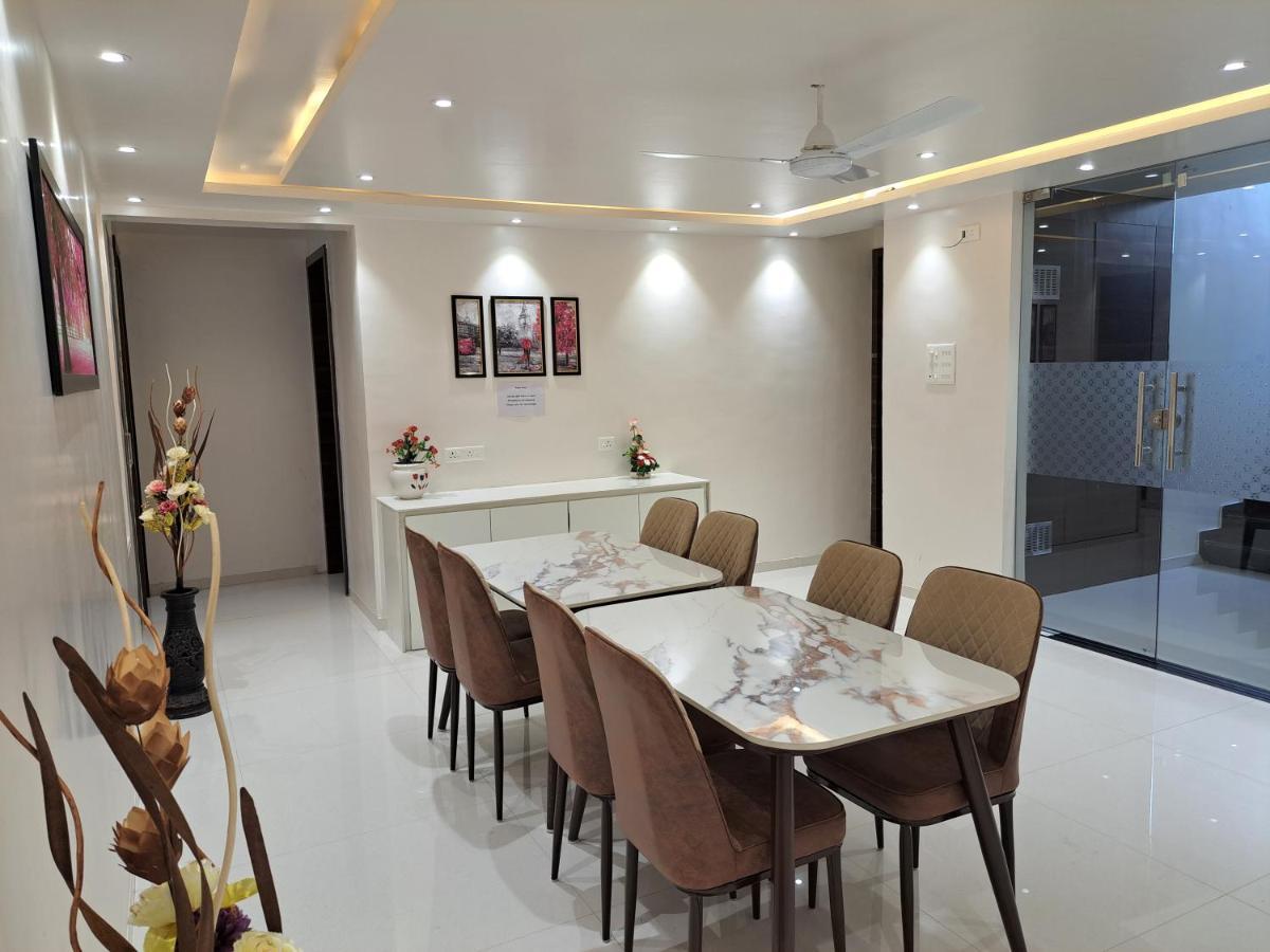 Bouquet Residency Hotel Nashik Bagian luar foto