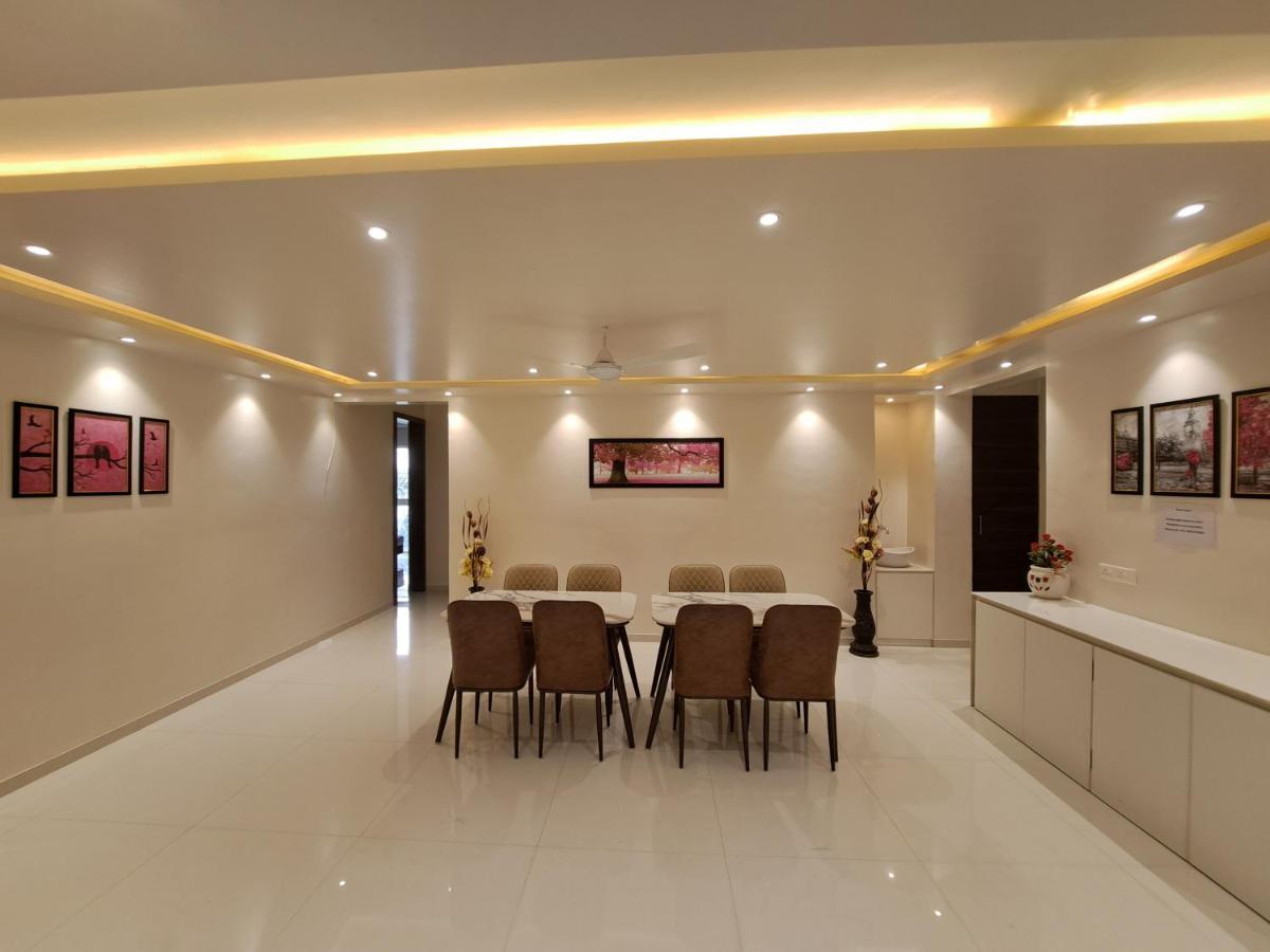 Bouquet Residency Hotel Nashik Bagian luar foto