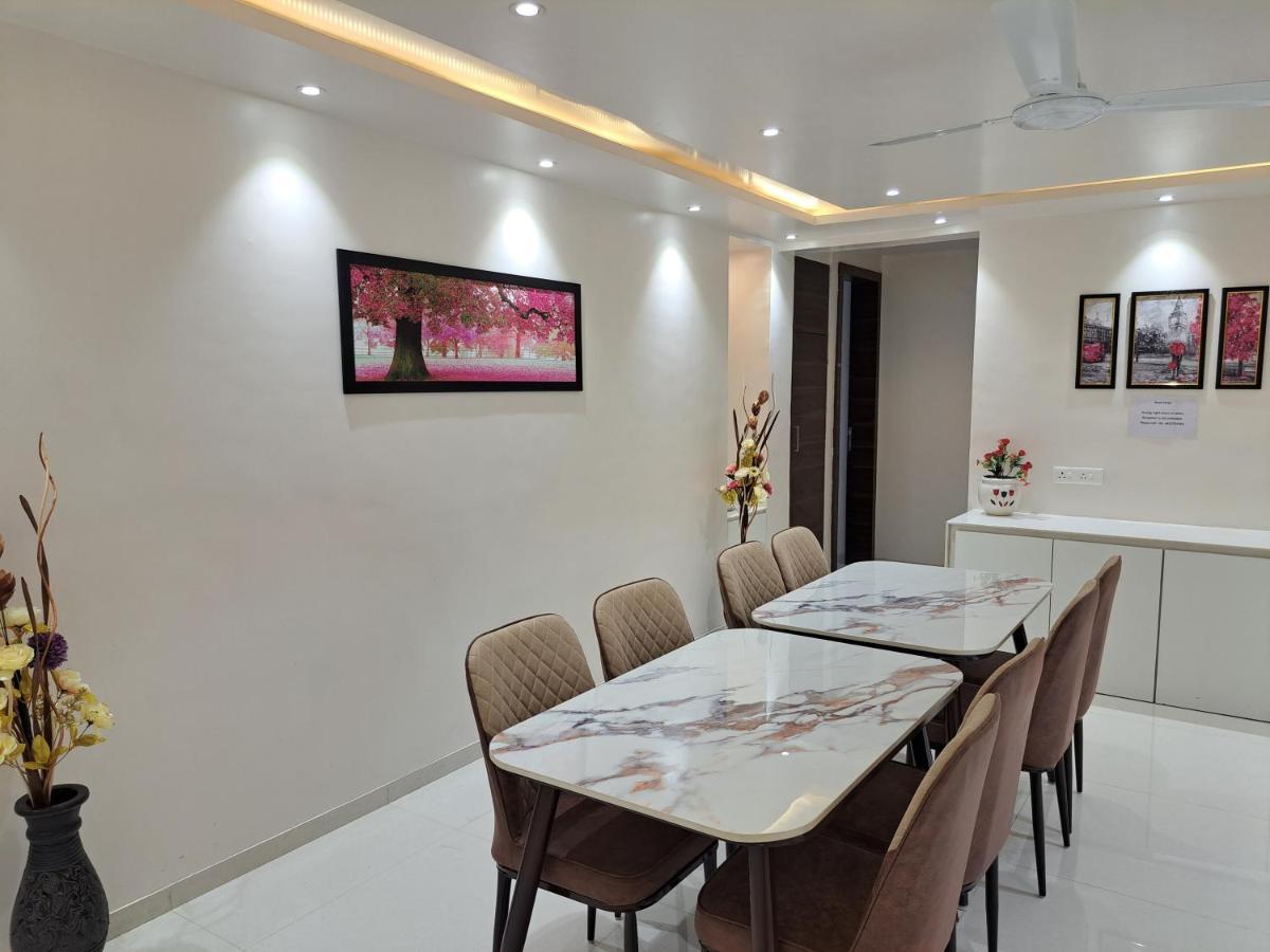 Bouquet Residency Hotel Nashik Bagian luar foto